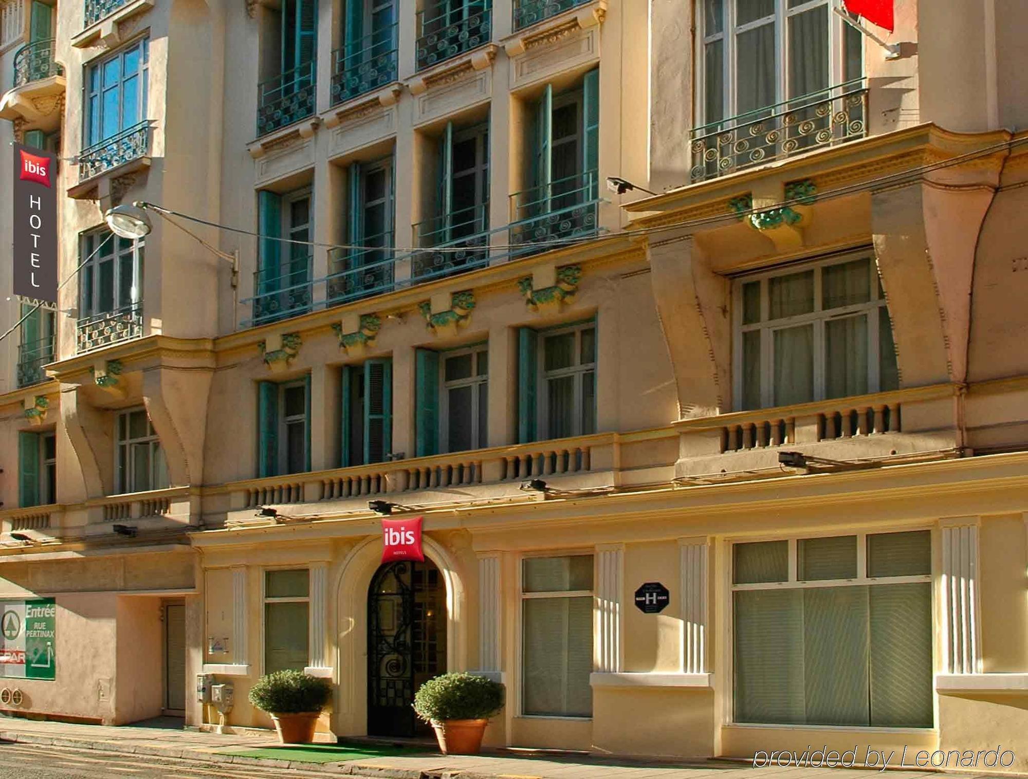 Ibis Centre Notre Dame 3*