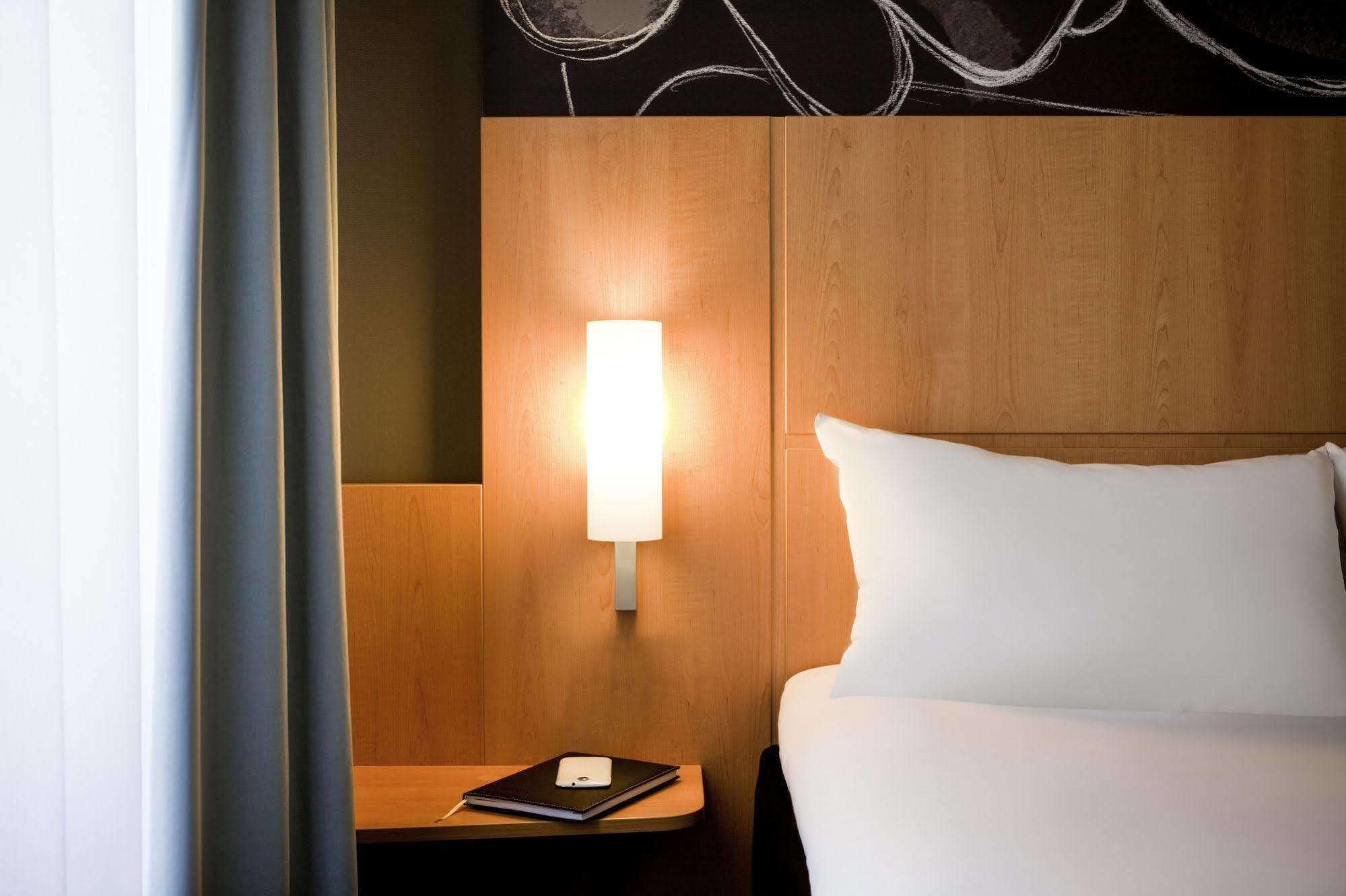 Ibis Centre Notre Dame Hotel