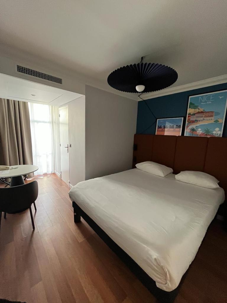 Hotel Ibis Centre Notre Dame 3*